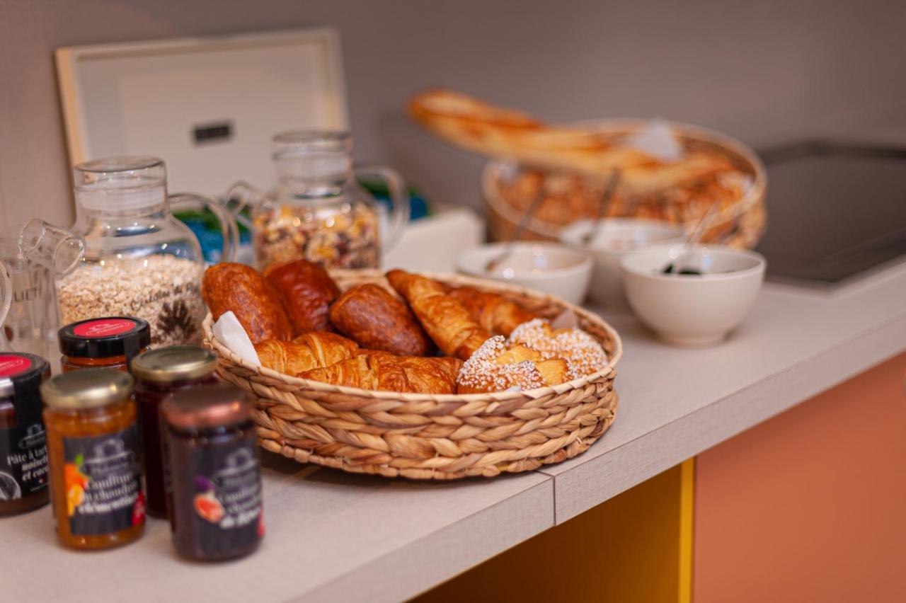 Hostel Le Hueb Toulon Eksteriør billede