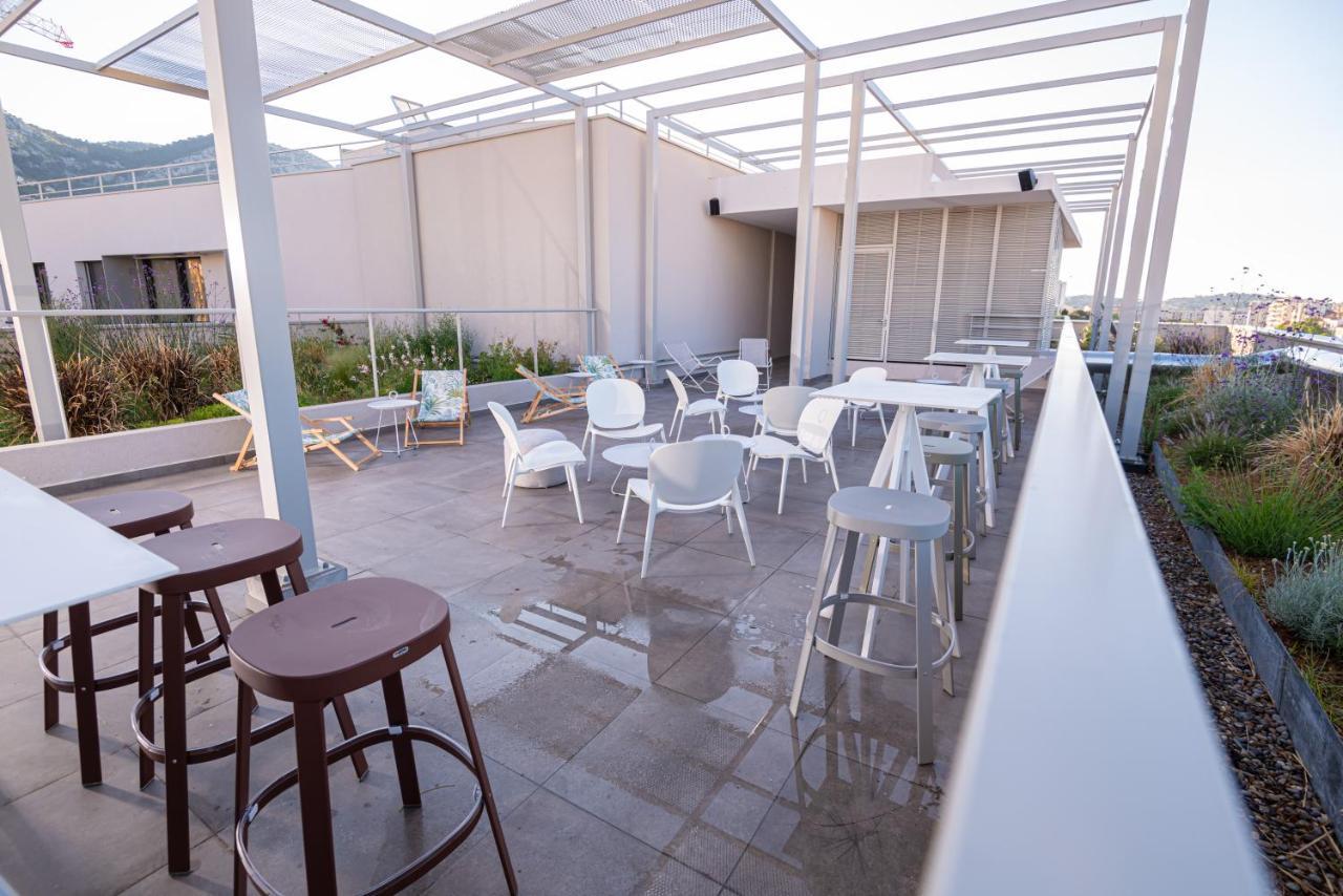 Hostel Le Hueb Toulon Eksteriør billede